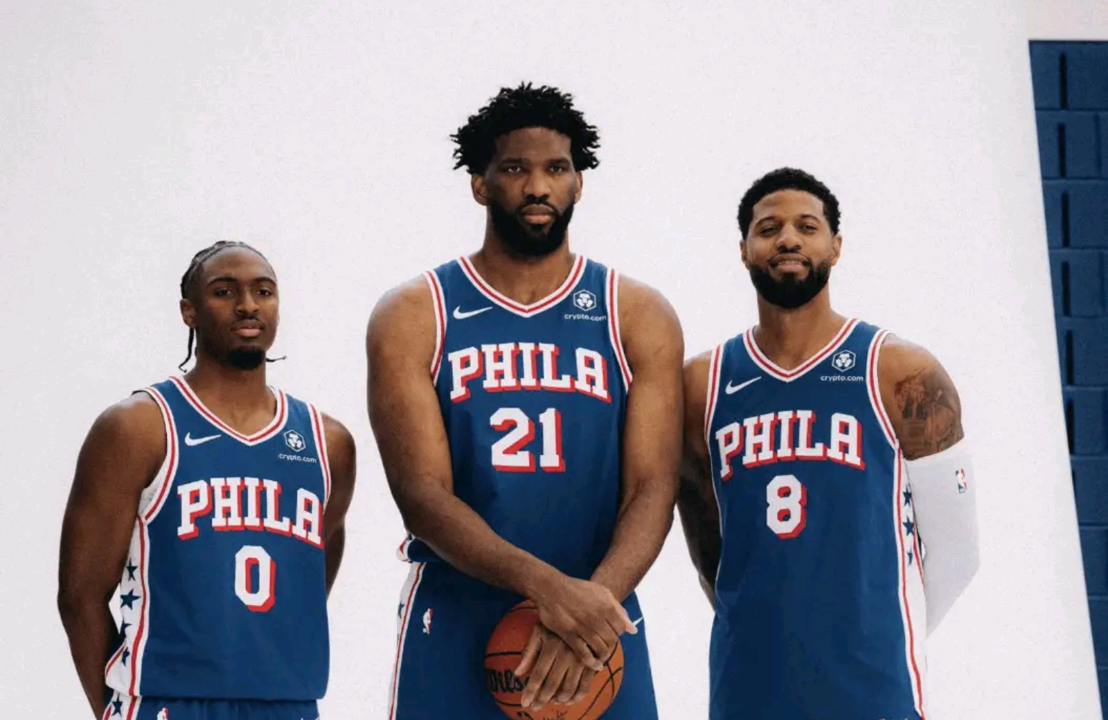 公牛鏖战辽宁队，恩比德高光表现