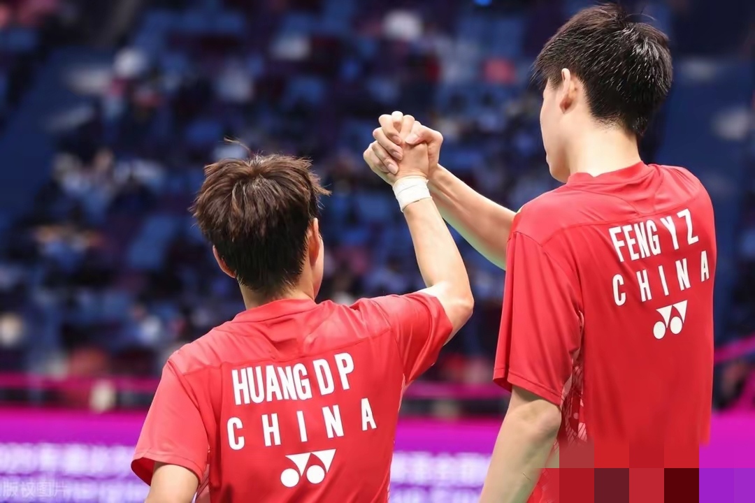 泰国队完胜中国队，郑思维点燃赛场