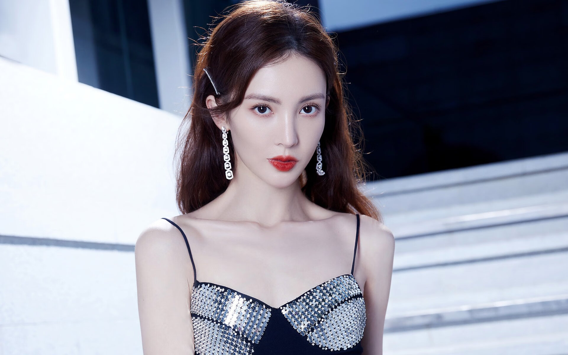 掘金主场1.8秒的欢呼落空,东契奇的沉默与凯尔特人的狂喜