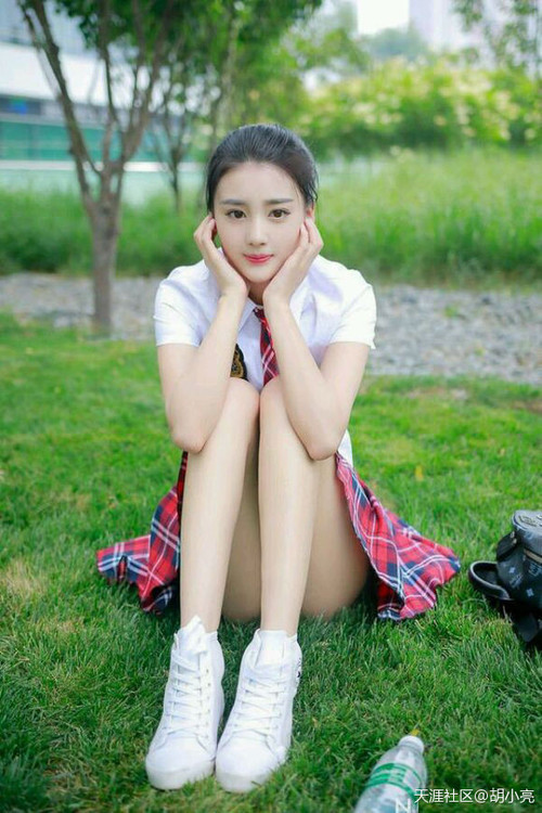 开云sport-皮克的黄昏，巴萨送走悬念，曼城赢走未来